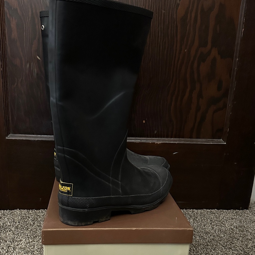 Black Waterproof Men's Boots